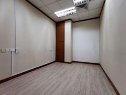 63@ubi (D14), Factory #556451831